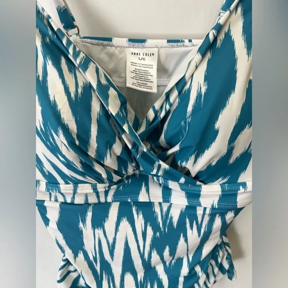 ANNE COLE TEAL & WHITE SIZE LARGE PATTERNED TANKINI PADDED WITH UNDERWIRES. NWOT - Picture 5 of 8